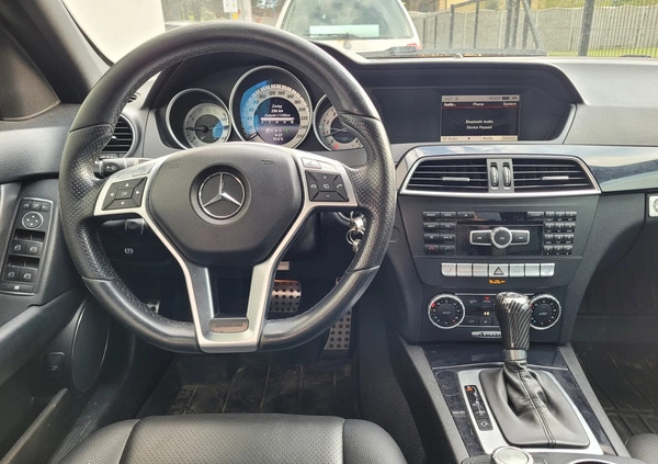 Mercedes-Benz Klasa C cena 59900 przebieg: 220100, rok produkcji 2013 z Sieniawa małe 137